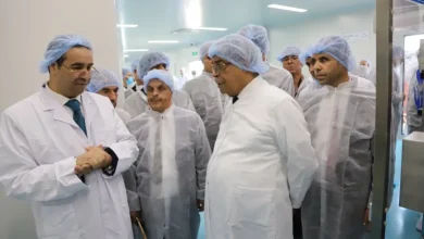 صورة عون يدعو المستثمرين الخواص لمضاعفة إنتاج المواد الصيدلانية